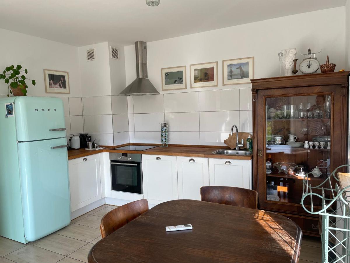 Art Studio Apartment Тичи Екстериор снимка